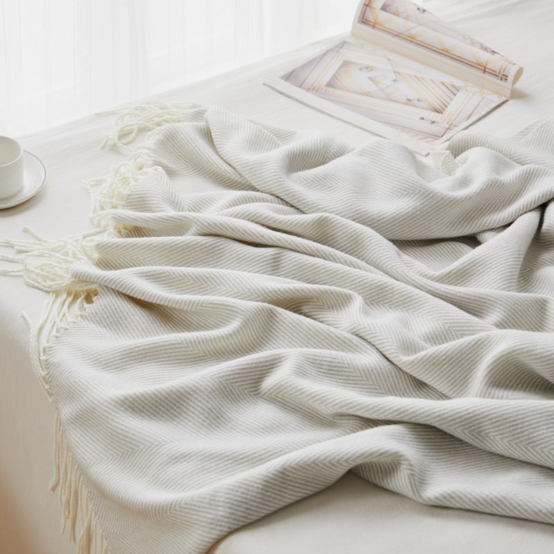 Woven Jacquard Woven Wave Pattern Herringbone Fringe Blanket