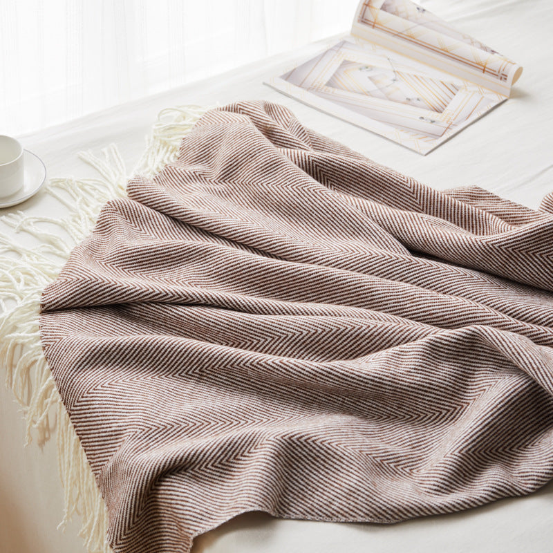 Woven Jacquard Woven Wave Pattern Herringbone Fringe Blanket